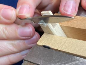 Auch die Außenseiten werden bündig geschnitten