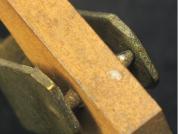 Hammerkapsel mit Nadelgelenk