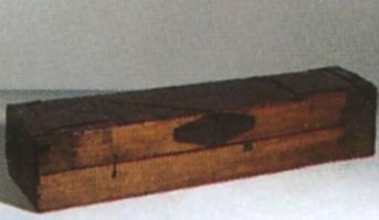 Reisecembalo geschlossen