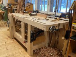 Und für die untere Werkstatt gab es zwei neue Hobelbänke - gebaut nach Roubo