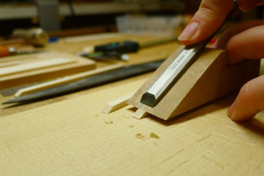 Abstechen der Zungenschräge